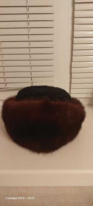 Шапка норковая с каракулем