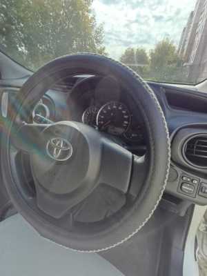 Toyota Vitz, 2012