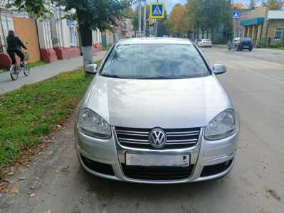 Volkswagen Jetta, 2010