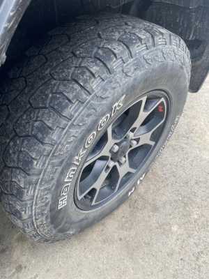 ���� 245/75R17
