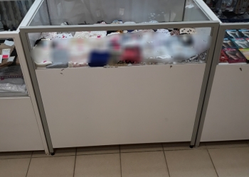 Продам витрины