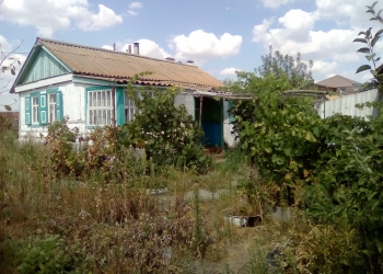 Продам или обменяю на автомобиль Дача 24 м2 на берегу р.Дон