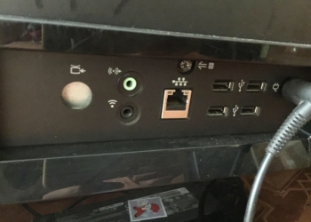 Продам сенсорный моноблок