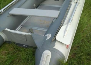 Продам лодку Badger