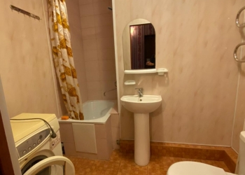 1-к квартира, 30 м2, 3/3 эт.