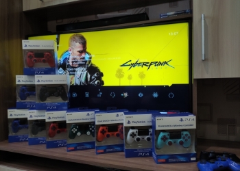 Sony PS 4 джойстик / геймпад