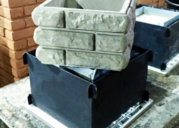 Формы для блоков забора.