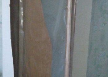 Меж комнотные двери