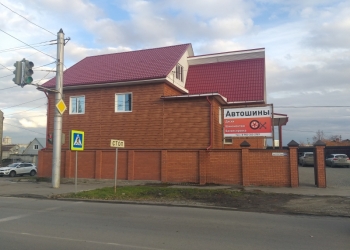 Услуги шиномонтажа, ремонт автомобилей.