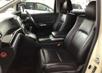 Toyota Alphard, 2011