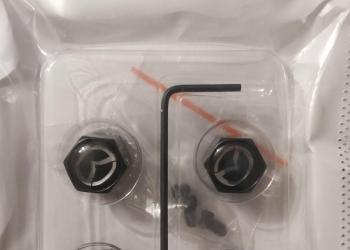 Автомобильные противокражные колпачки Mazda