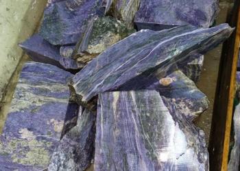 Куплю чароит