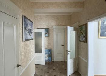 2-к квартира, 107 м2, 2/2 эт.