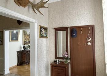 2-к квартира, 107 м2, 2/2 эт.