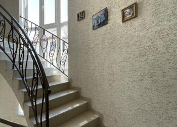 2-к квартира, 107 м2, 2/2 эт.