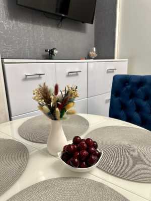 1-� ��������, 30 �2, 3/7 ��.