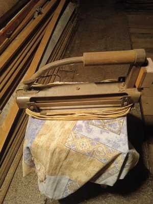 Утюг для склеивания ленолиума