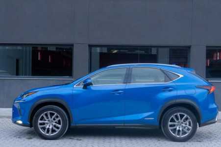 Lexus NX, 2020