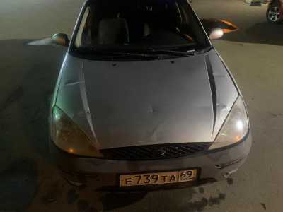 Ford Focus, 2004