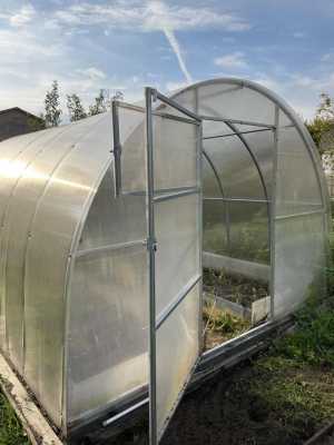 Теплица в хорошем состоянии, была установлена летом 2022,самовывоз,