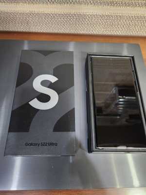  Samsung Galaxy S22 Ultra 12/256 , Dual: nano SIM + eSIM,  