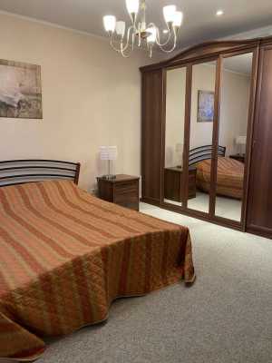 4-к квартира, 142 м2, 10/10 эт.