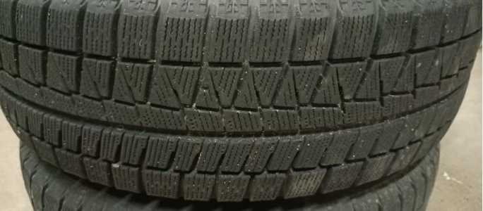 Резина липучка на дисках.