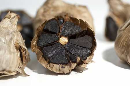  ,  (Black garlic)