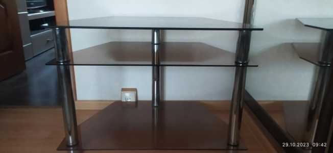 Подставка под телевизор( стекло)