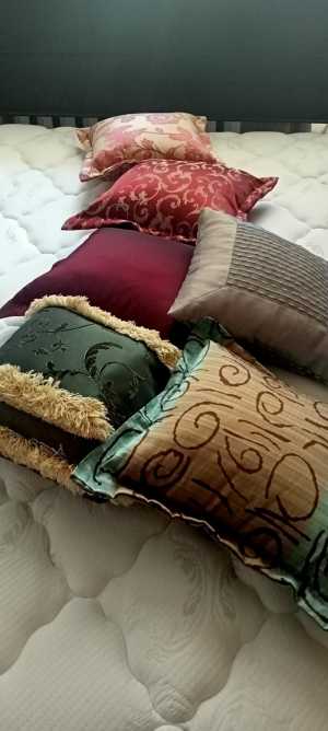 Подушки декоративные