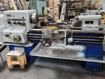 Токарный винторезный 1к625