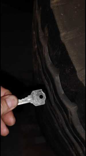 Bridgestone 385/65/22.5 � ������� �� ����, 30� ������