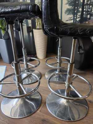 Барные стулья