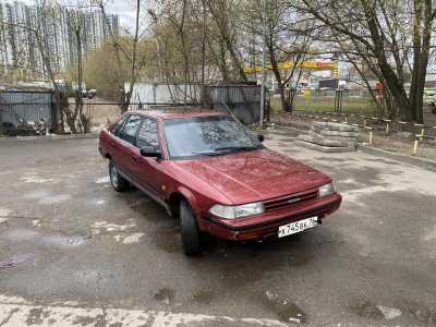 Toyota Carina, 1988