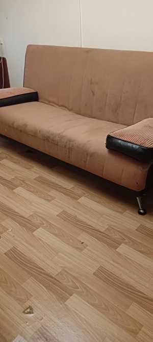 Продам срочно диван