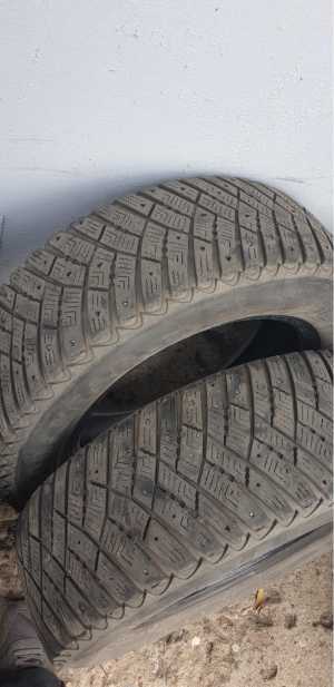 Goodyear Ultra Grip Ice Arctic R16/215/65