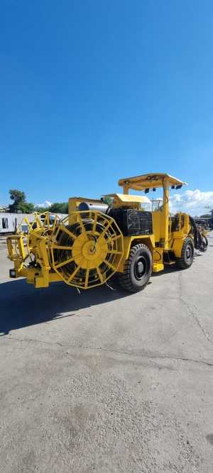 Проходческая буровая установка Atlas Copco Boomer 282