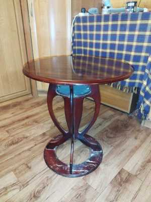 Столик журнальный