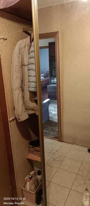 Встроенный шкаф в прихожую 9-и этажка хрущевка большая двушка. Самовывоз