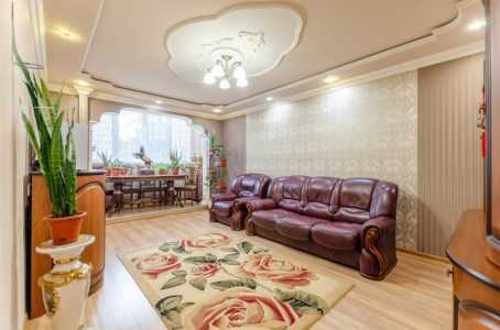 4-к квартира, 79 м2, 1/9 эт.