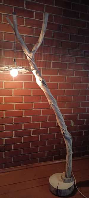 Торшер ручной работы, витая ольха.