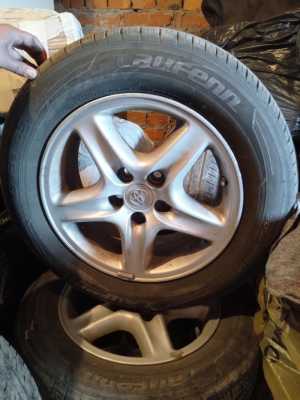 Продам шины на дисках