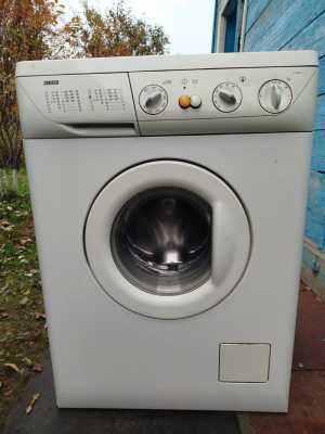 Стиральная машина zanussi