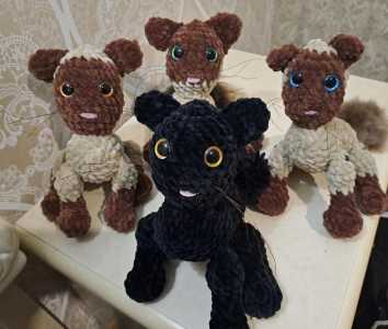 Вязаный кот