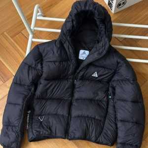 Пуховик Nike Acg Lunar Lake