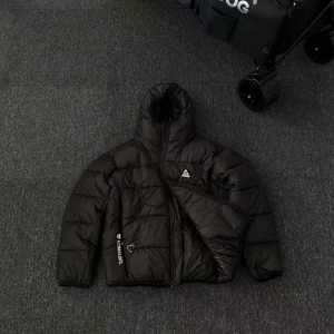 Пуховик Nike Acg Lunar Lake
