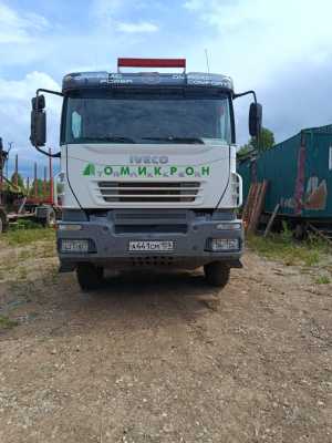 Автомобиль сортиментовоз IVEKO TRAKKER AD380T38H