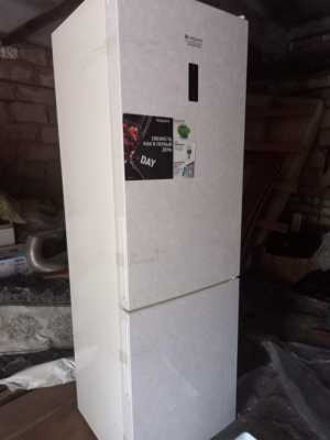 Продается холодильник