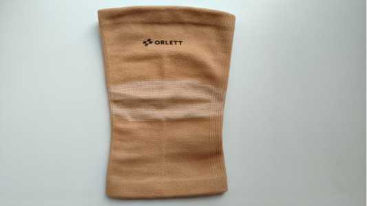 Наколенник