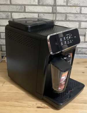 Кофемашина Philips lattego.